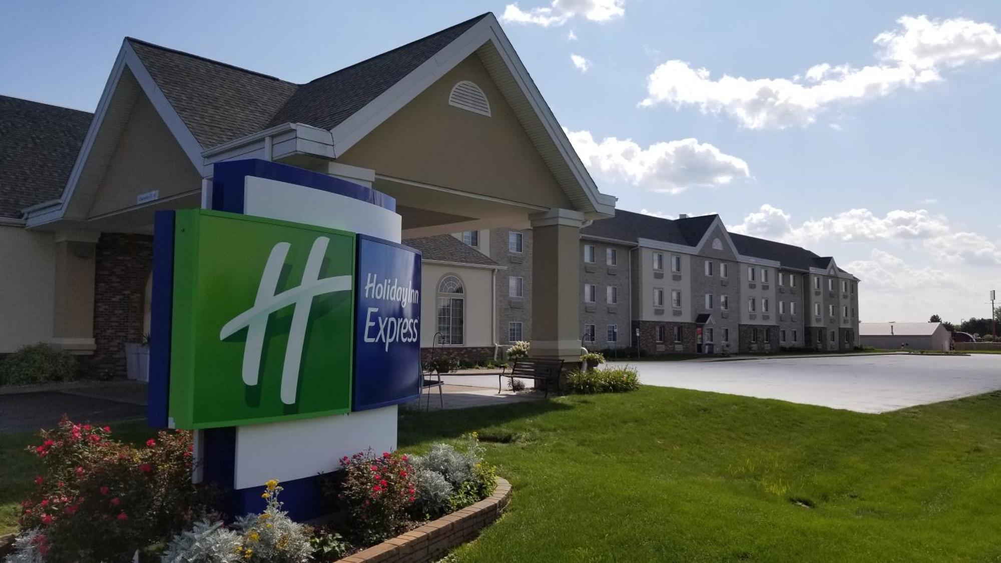 Holiday Inn Express Birch Run-Frankenmuth Area By Ihg Zewnętrze zdjęcie
